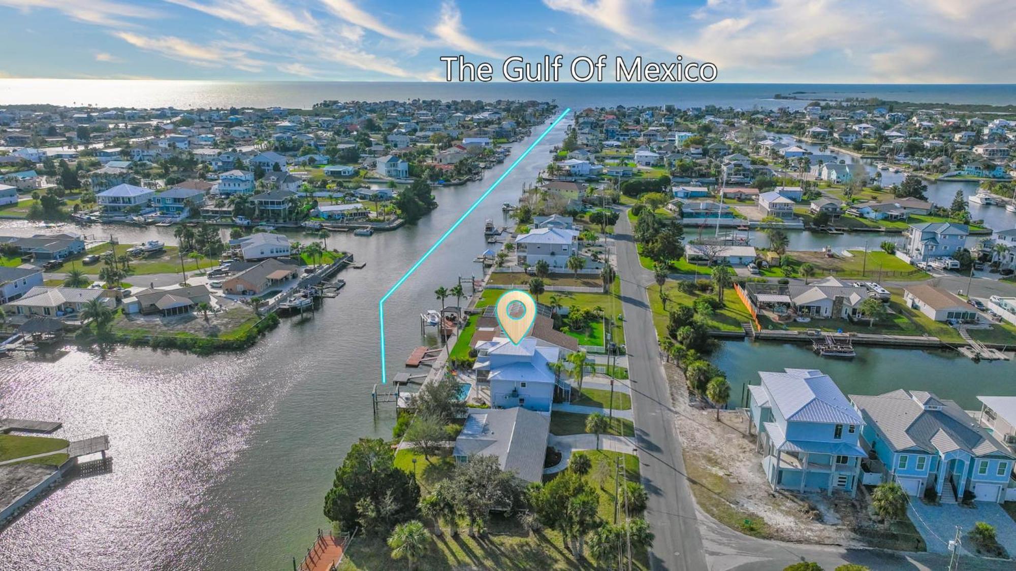 5 Bed3Bath Waterfront Pool Home With Full Gym, Office, And Heated Pool! Hernando Beach Esterno foto